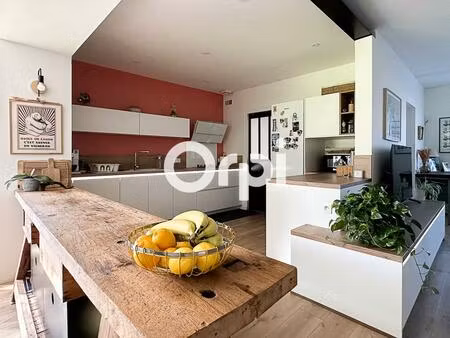 vente maison 6 pièces 175 m² vergeroux (17300)