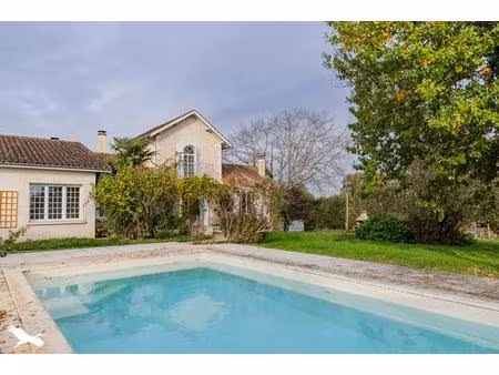 vente maison 4 pièces 175 m² montcaret (24230)