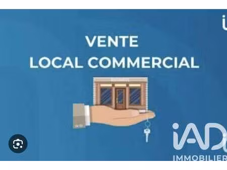 vente garage et parking à saint-sornin (16220) : à vendre / 250m² saint-sornin