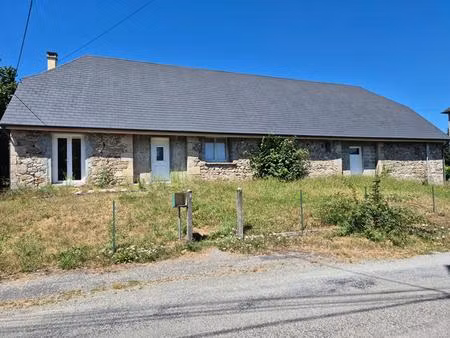 maison de village rosiers d egletons 1 pièce(s) 204 m2