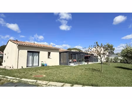 vente maison 4 pièces 85 m² à pourrières (83910)  410 000 €