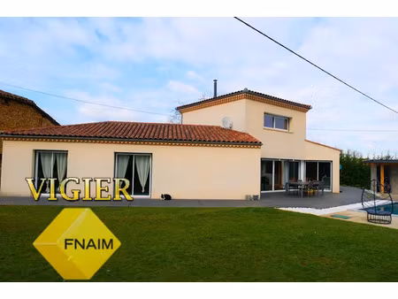 vente maison 5 pièces 163 m² à figeac (46100)  376 300 €