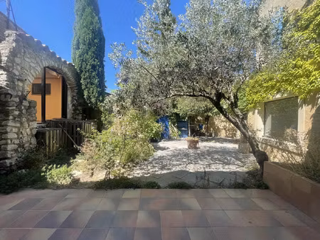 vente maison 7 pièces 205 m² la garde-adhémar (26700)