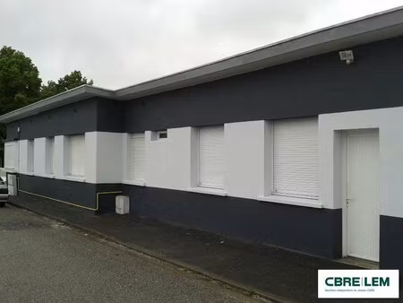 location local professionnel 10m² mondeville 14120