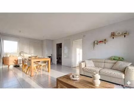 vente appartement 2 pièces à saint-médard-en-jalles (33160) : à vendre 2 pièces / 42m² sai