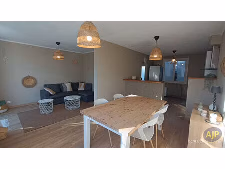 location maison 4 pièces 74 m² à pessac (33600)