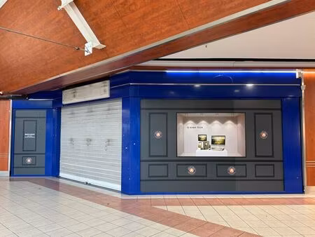 location commerce 125 m² à saint-cyr-sur-loire (37540)