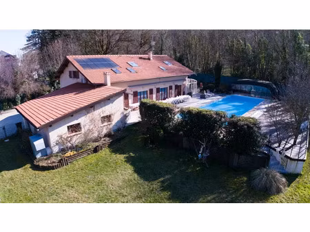 vente maison 9 pièces 313 m² à monnetier-mornex (74560)  924 000 €