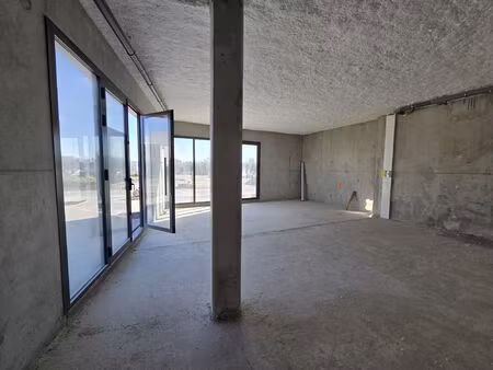 vente commerce 192 m² avrillé (49240)