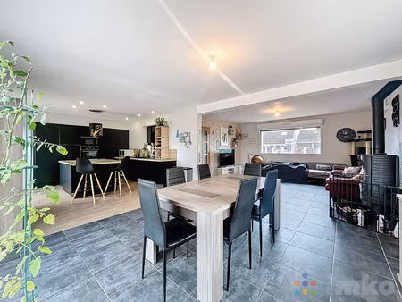 vente maison 5 pièces 136 m² hondschoote (59122)