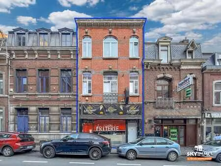 rdc commercial - 57m2 - terrasse - idealement situe