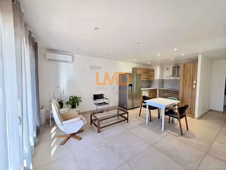 vente appartement 4 pièces 77 m² à sanary-sur-mer (83110)  494 000 €