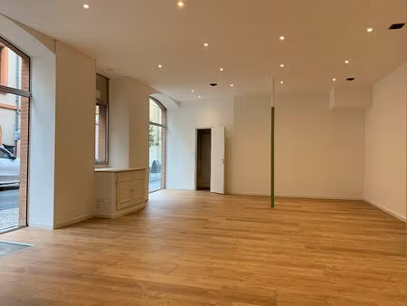 location commerce 65 m² à montauban (82000)