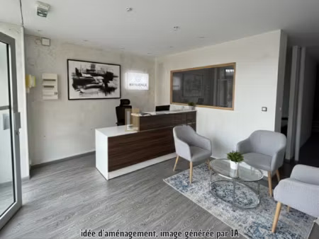 local commercial au coeur de capendu