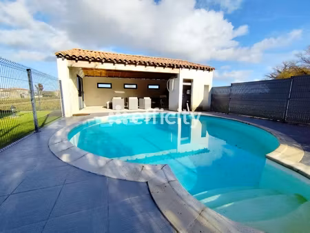 maison 8 pièces - 187 m²