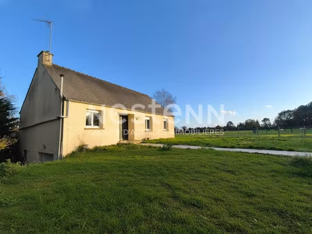 maison de plain pied avec terrain pour chevaux et dépendances