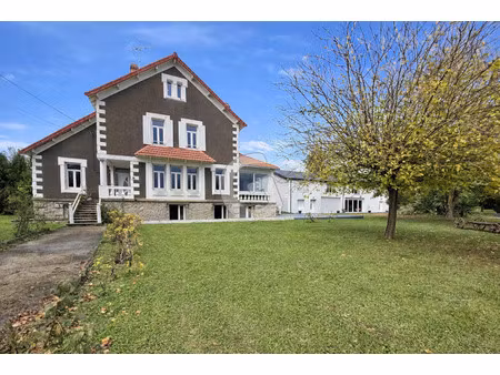 vente maison 11 pièces 285 m² nalliers (85370)