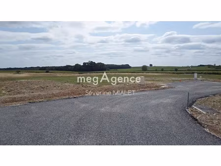 vente terrain 2581 m² à louzac-saint-andré (16100)  78 035 €