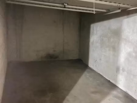 location parking à la ferté-sous-jouarre (77260)  70 €