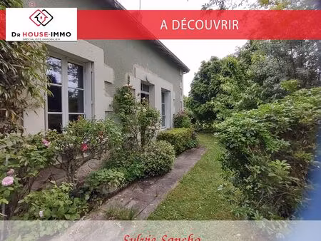 charmante maison ancienne en pierre grand terrain arboré