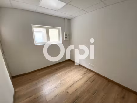 location locaux professionnels 200 m² à bethune (62400)  nan €