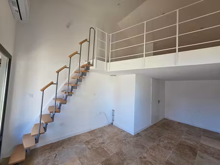 location locaux professionnels 25 m² à moissac (82200)  450 €