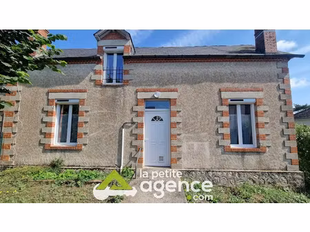 location maison 3 pièces 60 m² à saint-florent-sur-cher (18400)  780 €