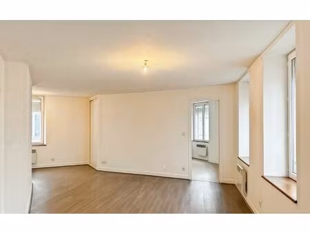 location appartement  m² t-2 à sandillon  610 €