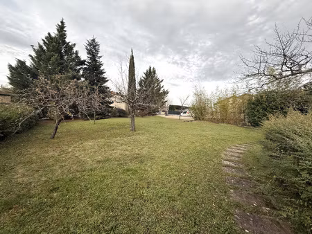 terrain plat et arboré de 528 m2 idéal pour votre projet i