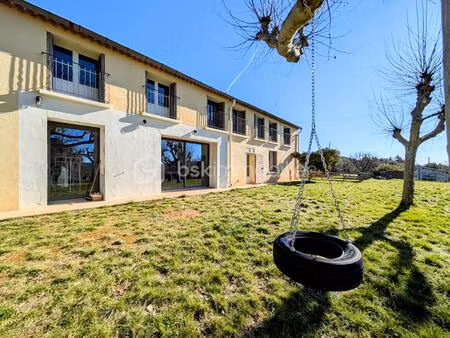 bastide de 760 m² à villecroze