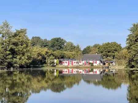 propriete avec etang au c?ur de la nature