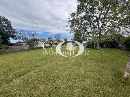 vente terrain à saint-étienne-de-mer-morte (44270) : à vendre / saint-étienne-de-mer-morte