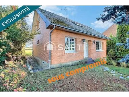 pavillon individuel des années 70 à conforter  sous-sol complet  avec vue d'exception sur 