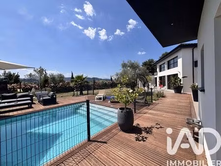 villa de 5 pièces de luxe en vente ucel  france