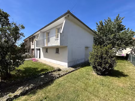 vente maison 4 pièces 53.97 m² à commentry (03600)  54 000 €