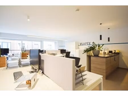 commercieel te huur in sint-gillis-waas