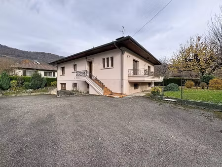 maison 4 pièces - 104 m²