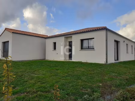vente maison 5 pièces 87 m² à frossay (44320)  269 500 €