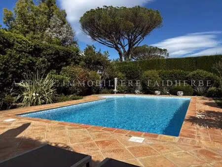 villa de luxe en location saint-tropez  provence-alpes-côte d'azur
