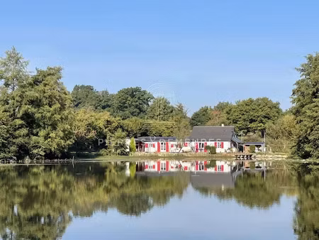 vente maison 4 pièces 137 m² à ainay-le-château (03360)  355 000 €