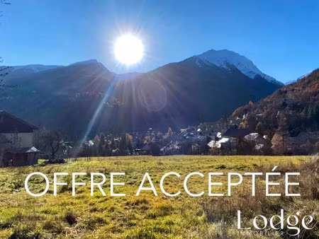 vente terrain 614m2 pelvoux 05340 - 156000 € - surface privée