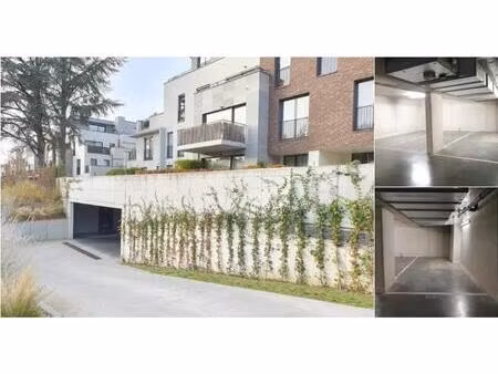 parking à vendre à avenue du prince de ligne 83-117 uccle (vbd53194)