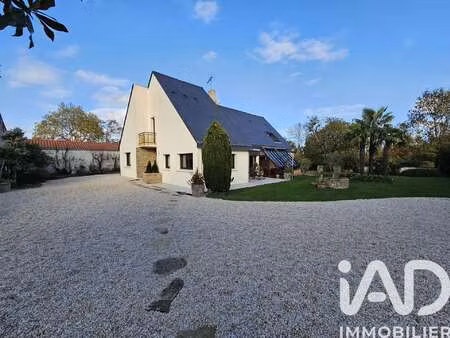 vente maison à vieillevigne (44116) : à vendre / 202m² vieillevigne