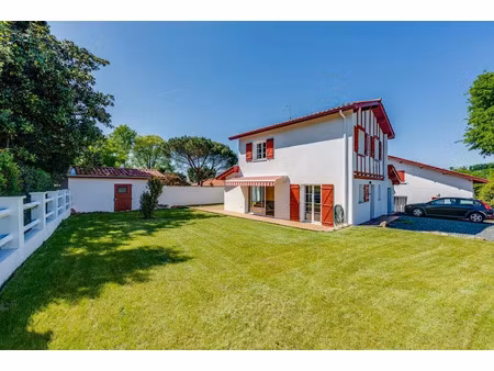 vente maison 5 pièces 105.96 m² à cambo-les-bains (64250)  698 000 €