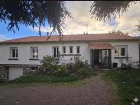 vente maison à cheffois (85390) : à vendre / 199m² cheffois