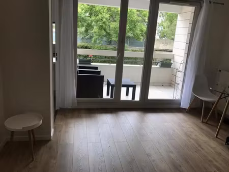 location meublée appartement 1 pièce 36 m² à vitry-sur-seine (94400)  990 €