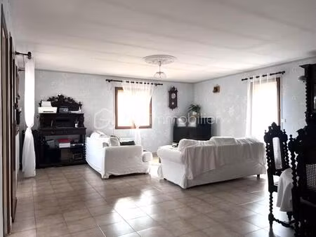 maison f3 à rafraichir de plain pied de 94 46 m2  2 chambres sur 191 m2 de terrain