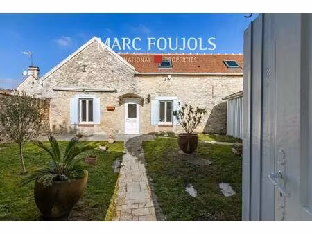 proche senlis - maison en pierre avec jardin