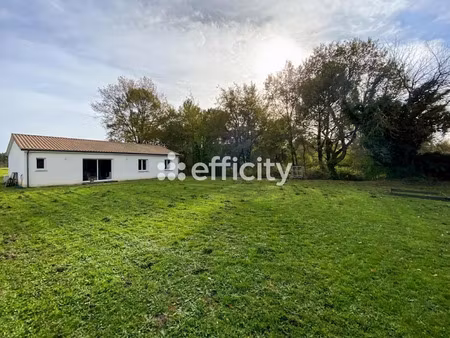 vente maison 4 pièces 97 m² à laruscade (33620)  222 000 €