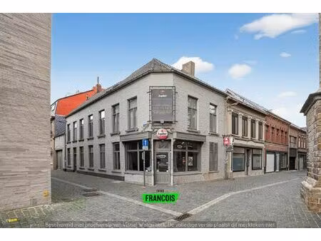 commercieel te koop in poperinge met 3 slaapkamers